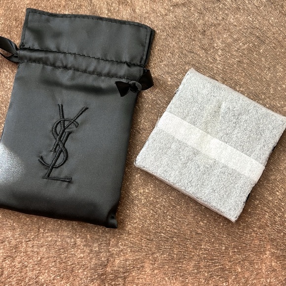 Yves Saint Laurent YSL Black Velvet Compact Cummerbund Travel Mirror & Pouch Rar - Picture 3 of 9
